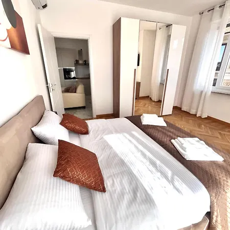 Harme's House Dieci Турин
